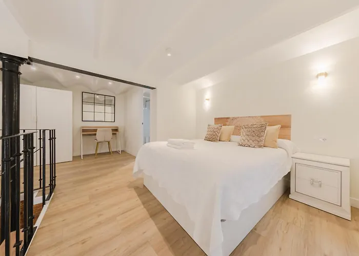 Apartment Duplex Dreams De Barrio Santa Cruz Seville